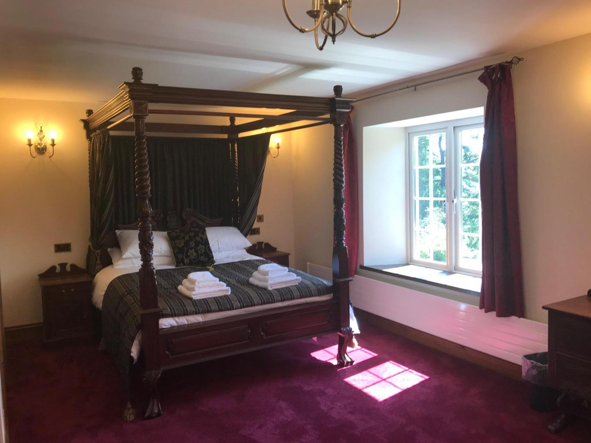 Great Trethew Manor Hotel & Self Catering Lodges Liskeard Ruang foto